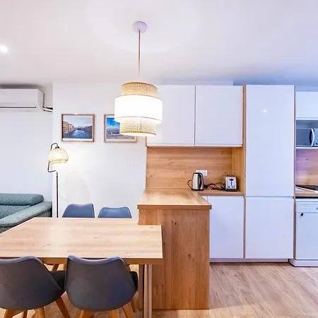 Sun&sea - Beautiful 2 Bedroom