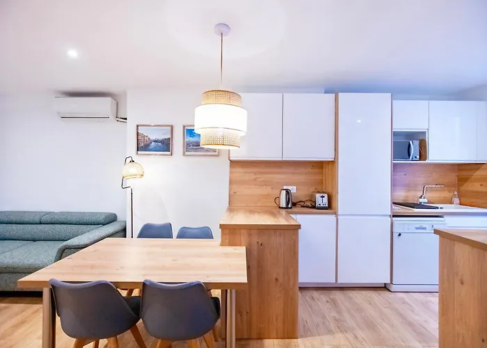 Sun&sea - Beautiful 2 Bedroom